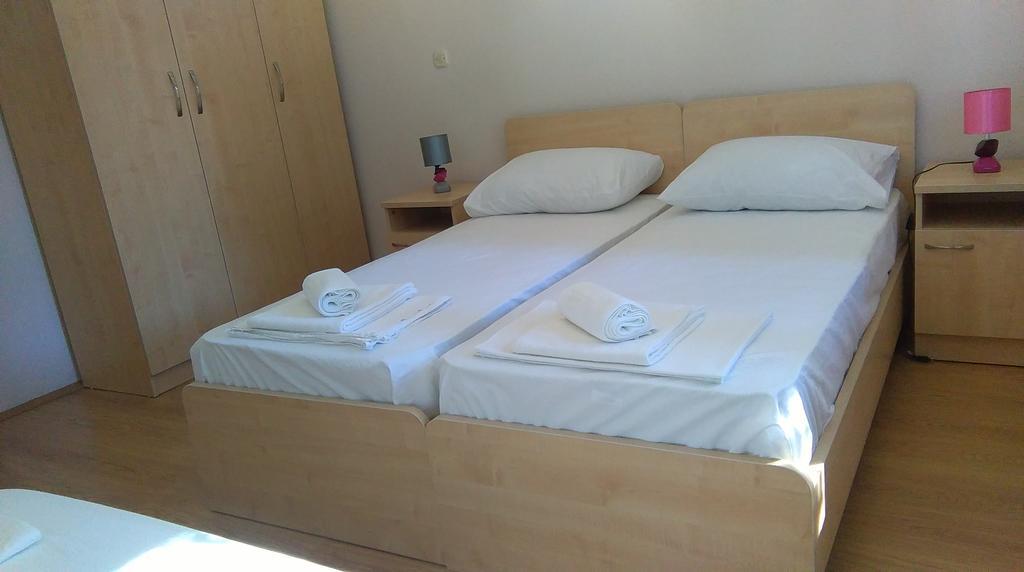 וויס Resort Village T.N. Milna מראה חיצוני תמונה