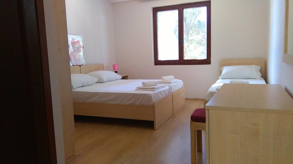 וויס Resort Village T.N. Milna מראה חיצוני תמונה