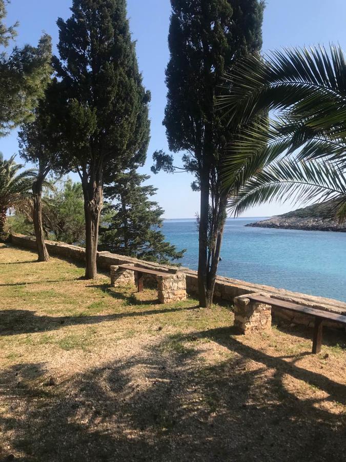 וויס Resort Village T.N. Milna מראה חיצוני תמונה